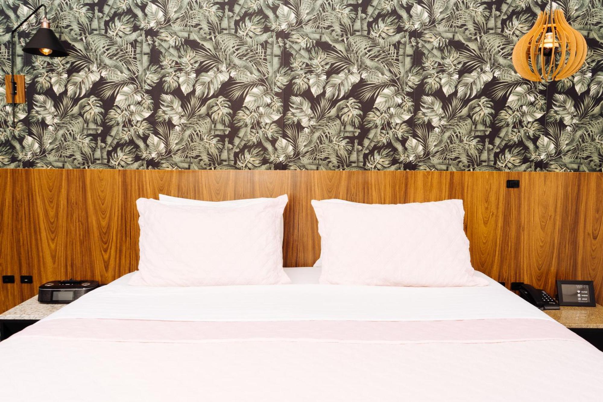 Cris Hotel ฟลอเรียนอโปลิส ภายนอก รูปภาพ